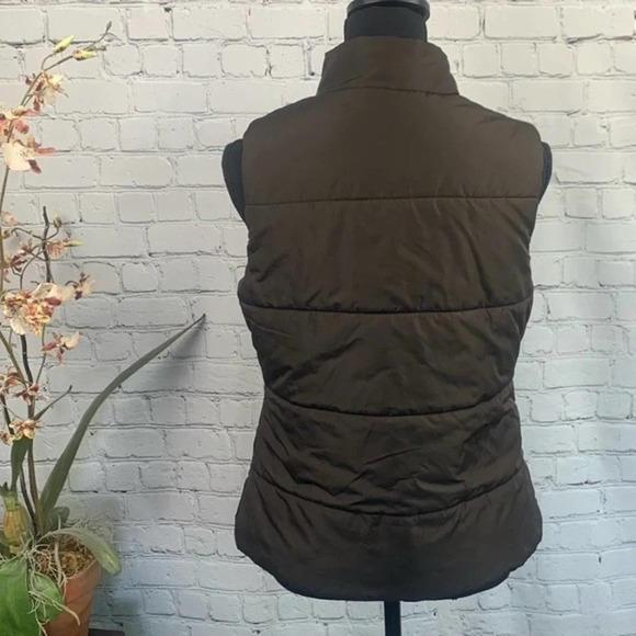 MERONA | Reversible Zip Up Puffer Vest Medium - Picture 2 of 7